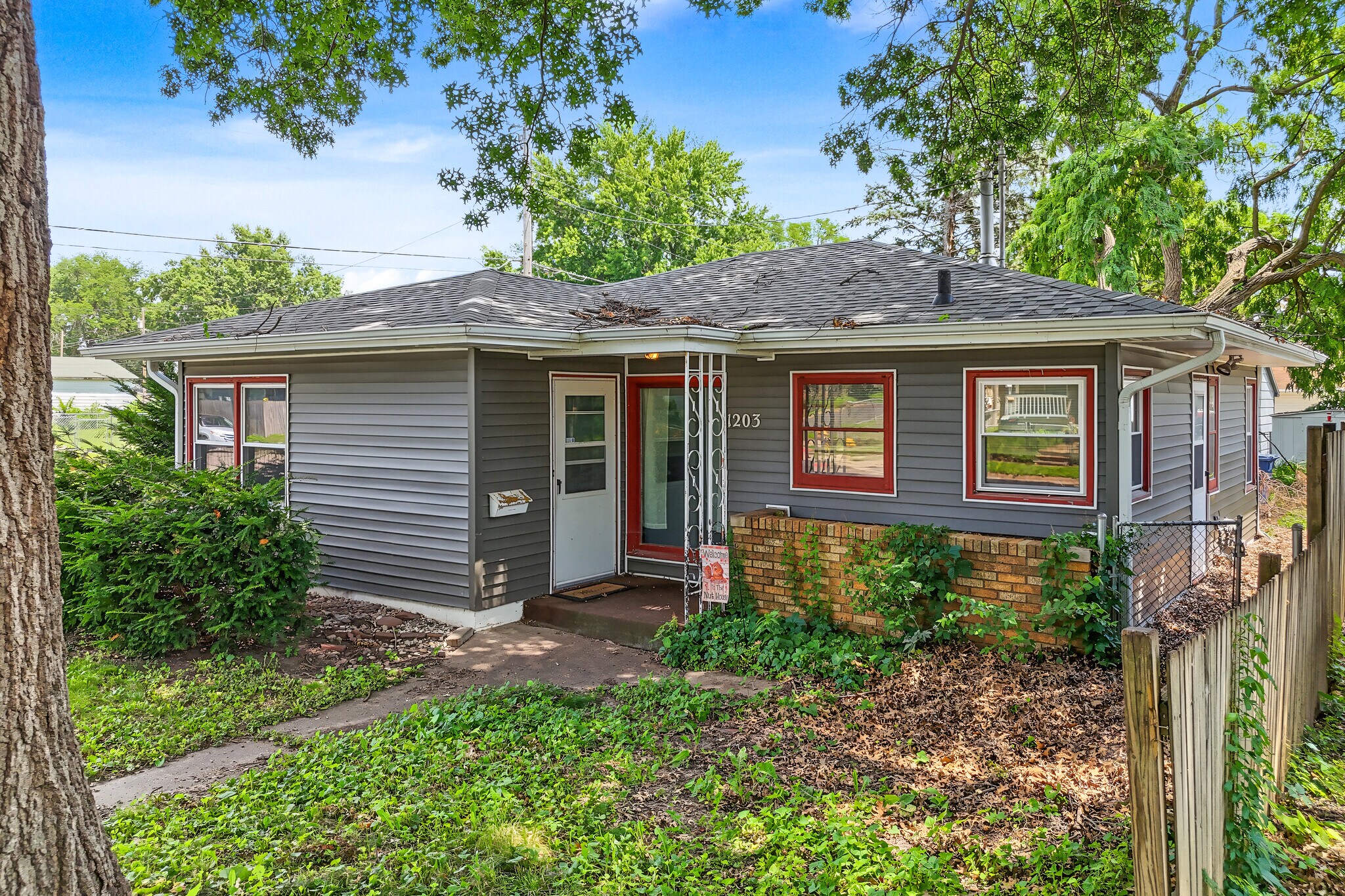 1203 S Nevada Ave, Davenport, IA à vendre Photo principale- Image 1 de 2