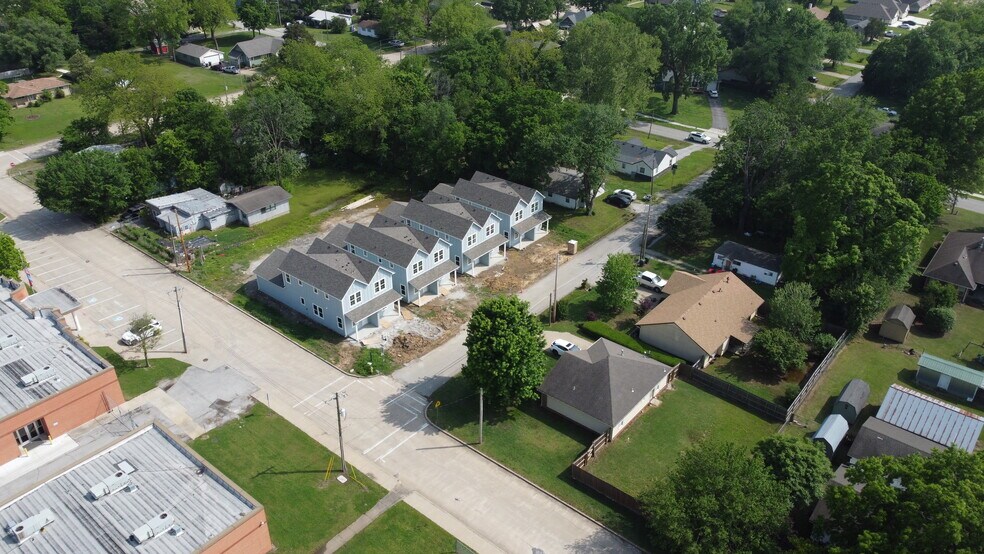 718 N Weenonah Ave, Claremore, OK à vendre - Aérien - Image 3 de 15