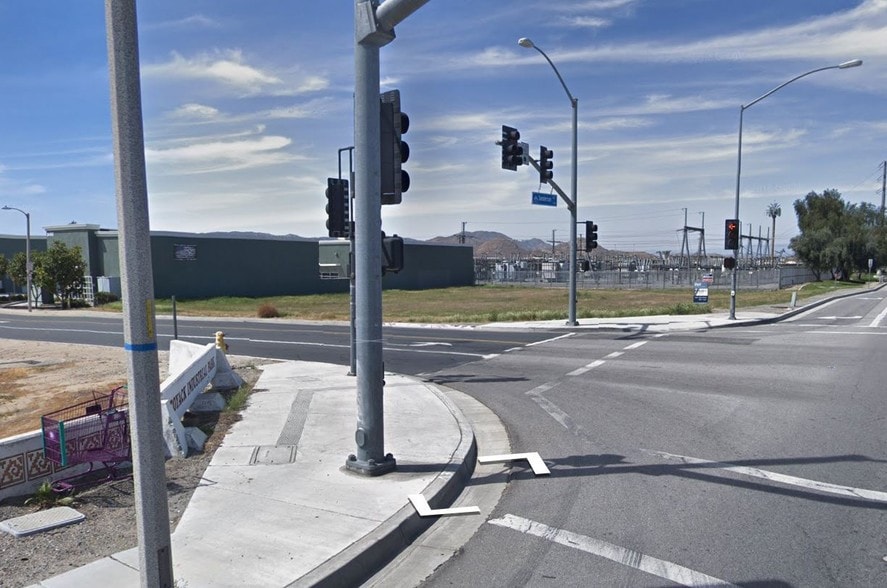 3520 Tanya Ave, Hemet, CA for sale - Building Photo - Image 3 of 5