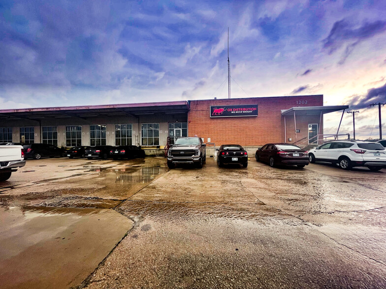 1202 S Sheridan Rd, Tulsa, OK for sale - Primary Photo - Image 1 of 1