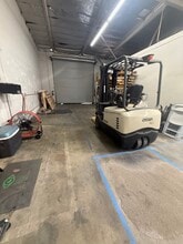 12361-12435 Foothill Blvd, Sylmar, CA à louer Photo intérieure- Image 1 de 6