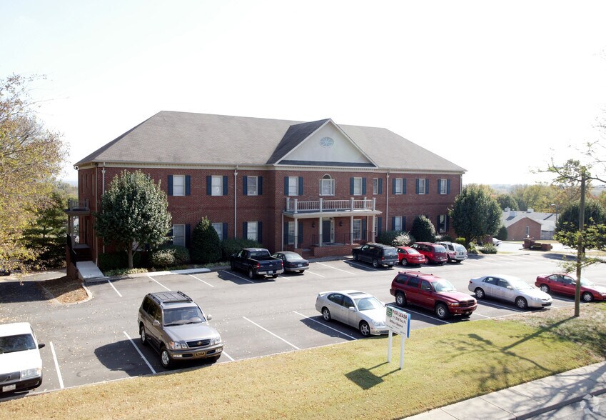 1309 Briarville Rd, Madison, TN à vendre - Photo du bâtiment - Image 3 de 9