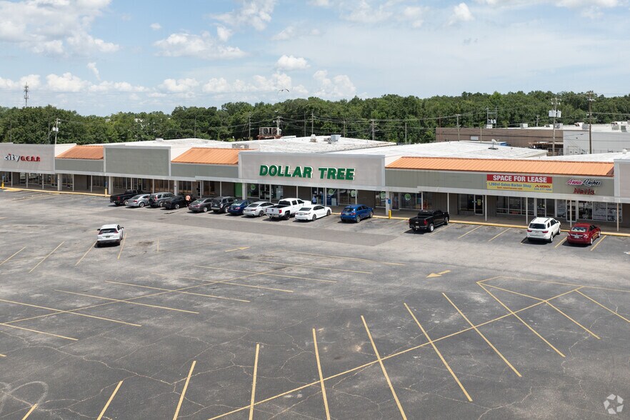 5451 Halls Mill Rd, Mobile, AL à louer - Photo du bâtiment - Image 2 de 7