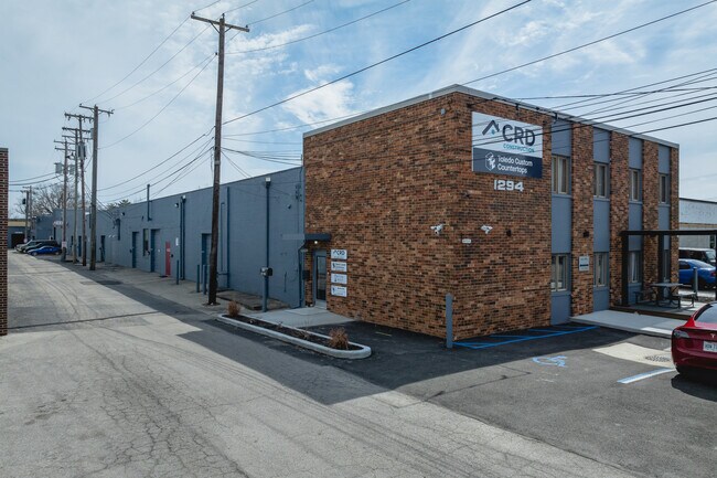 More details for 1294 Conant St, Maumee, OH - Office, Flex for Lease