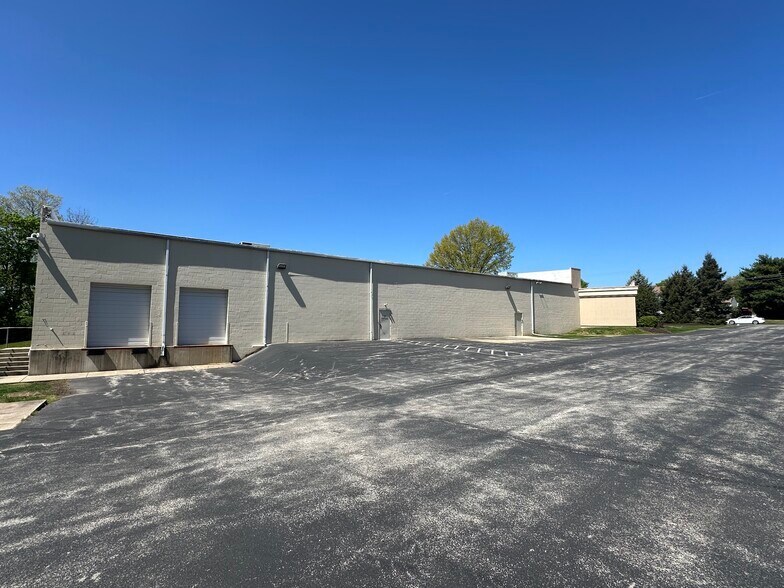 2010 Old Arch Rd, Norristown, PA à louer - Photo du bâtiment - Image 3 de 3