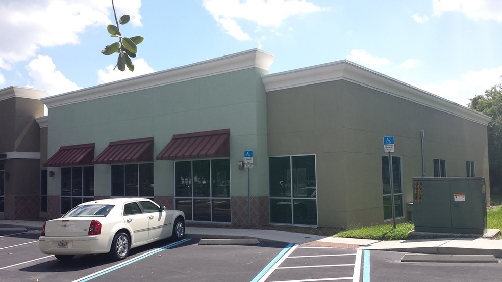 731 Stirling Center Pl, Lake Mary, FL for lease - Building Photo - Image 2 of 8