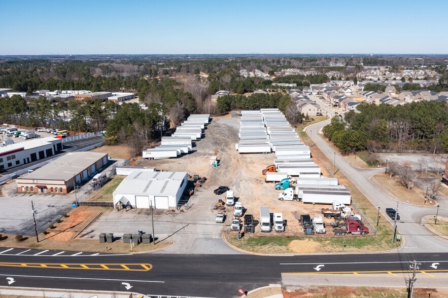 100 Industrial Blvd, McDonough, GA for lease - Building Photo - Image 2 of 5