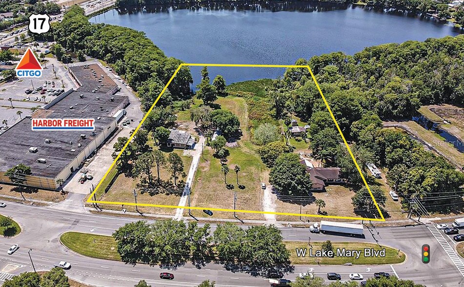 275 W Lake Mary Blvd, Sanford, FL à louer - Photo du bâtiment - Image 2 de 8