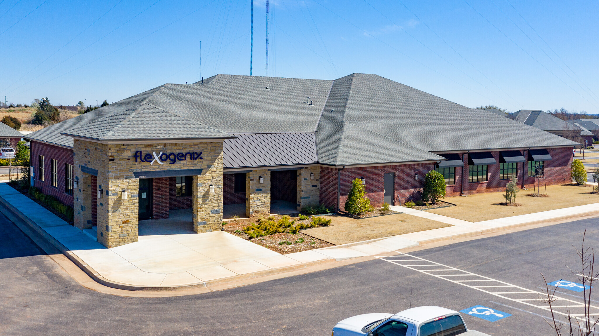 9300 N Kelley Ave, Oklahoma City, OK for lease Building Photo- Image 1 of 14