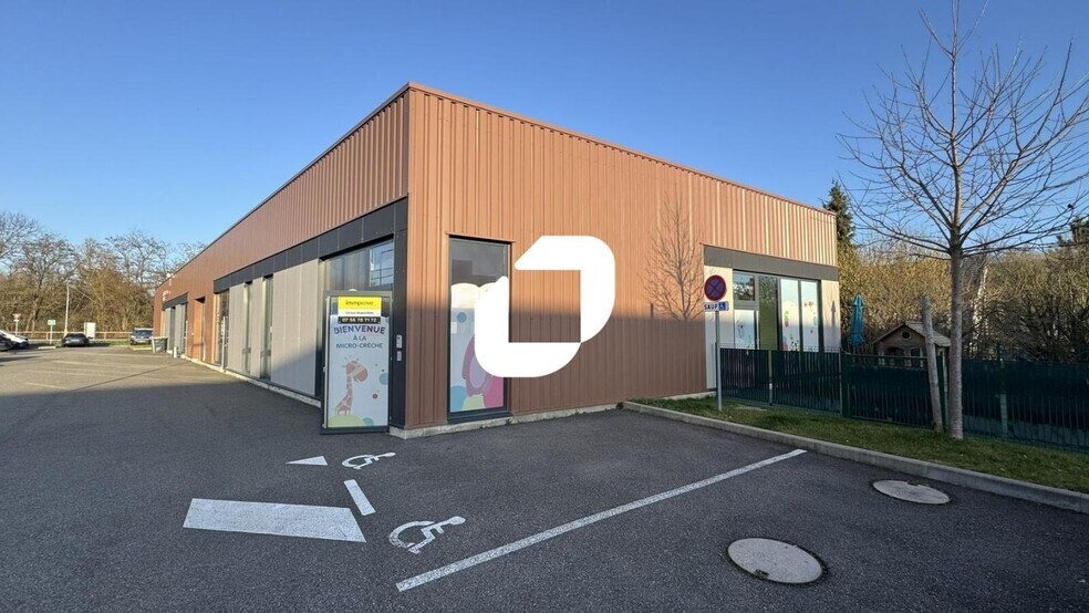2-6 Rue Des Charrons, Hangenbieten à louer - Photo du bâtiment - Image 2 de 9