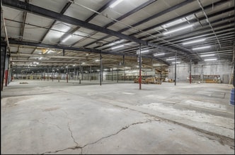 1318 Underwood St, Dalton, GA for sale Interior Photo- Image 1 of 9