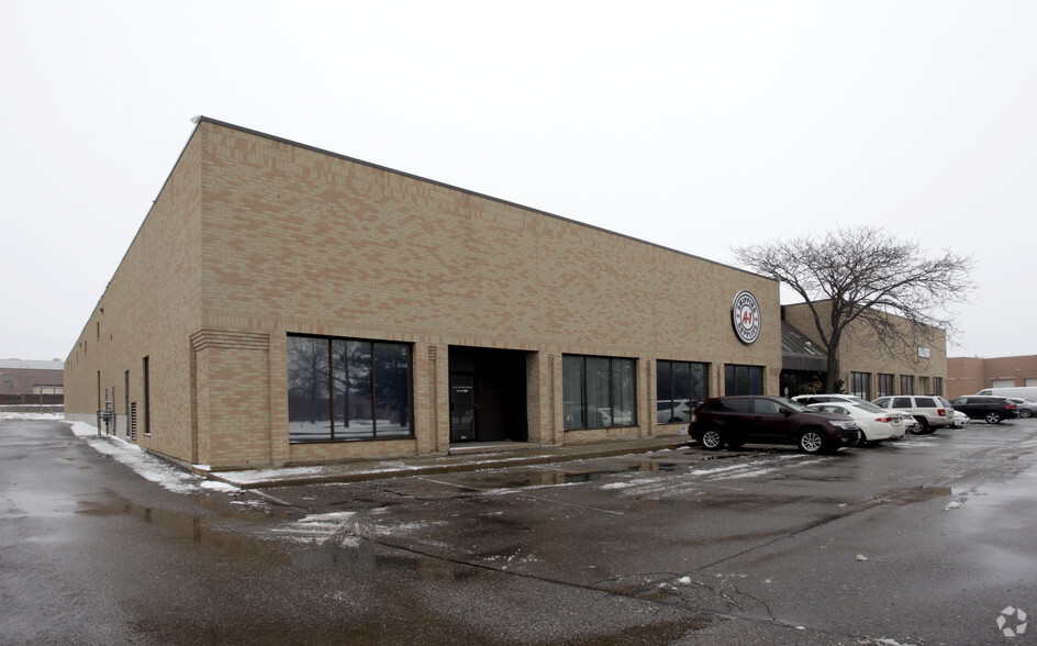 40 Audia Ct, Concord, ON for lease - Primary Photo - Image 1 of 5