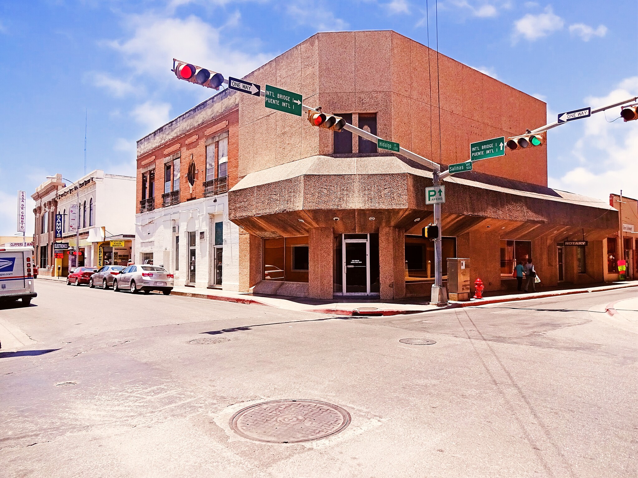 1307 Hidalgo St, Laredo, TX à louer Photo principale- Image 1 de 5