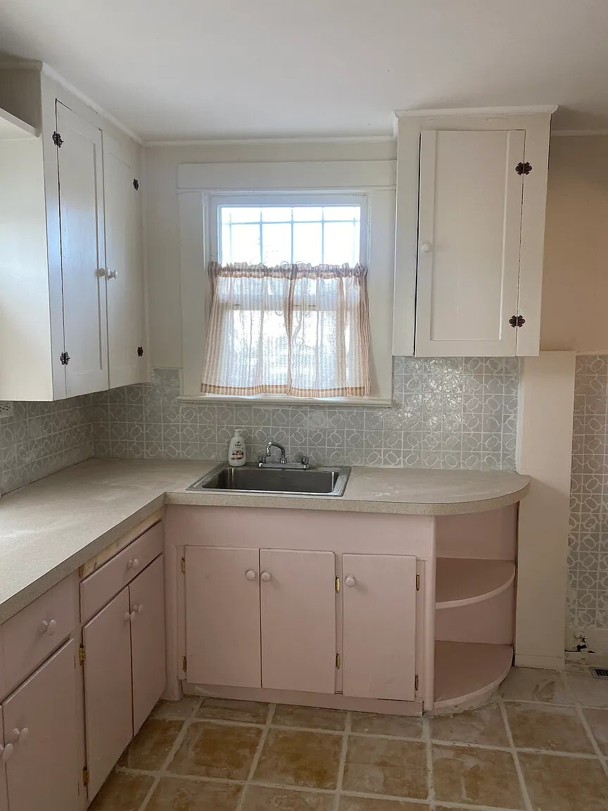 6805 SE 82nd Ave, Portland, OR à louer Photo intérieure- Image 1 de 4