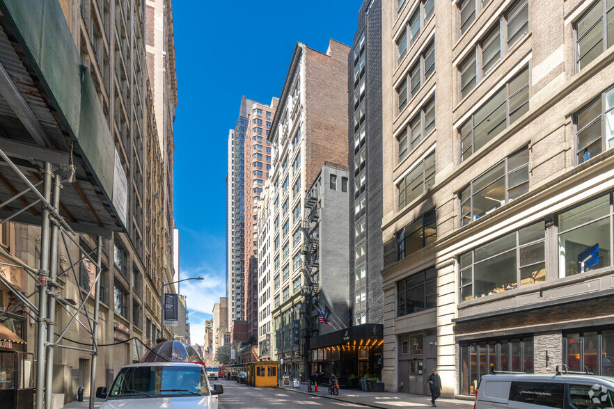 43 W 24th St, New York, NY for lease - Building Photo - Image 2 of 5