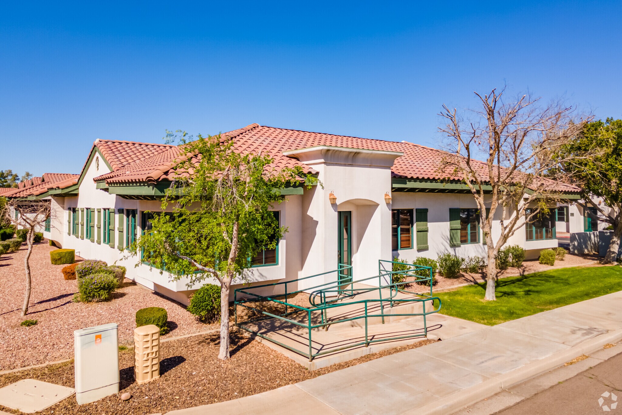 1757 E Baseline Rd, Gilbert, AZ à vendre Photo principale- Image 1 de 5