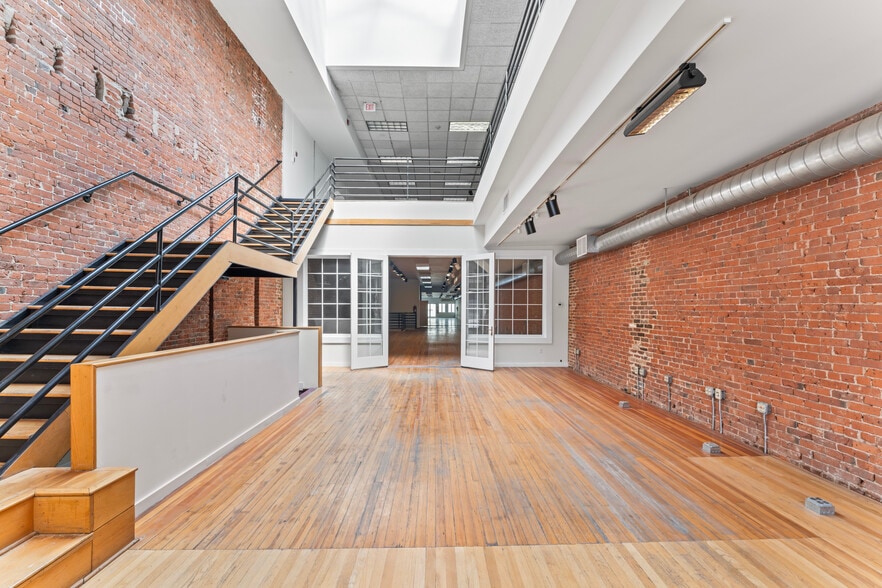 262 Atlantic St, Stamford, CT for sale - Building Photo - Image 3 of 24