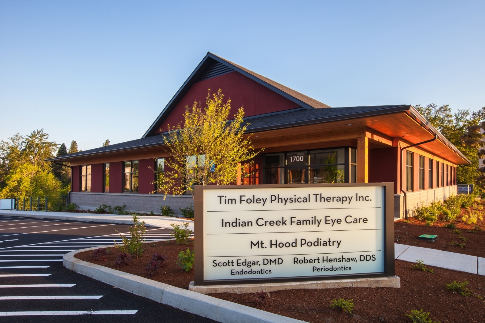 1700 12th St, Hood River, OR for sale Building Photo- Image 1 of 1