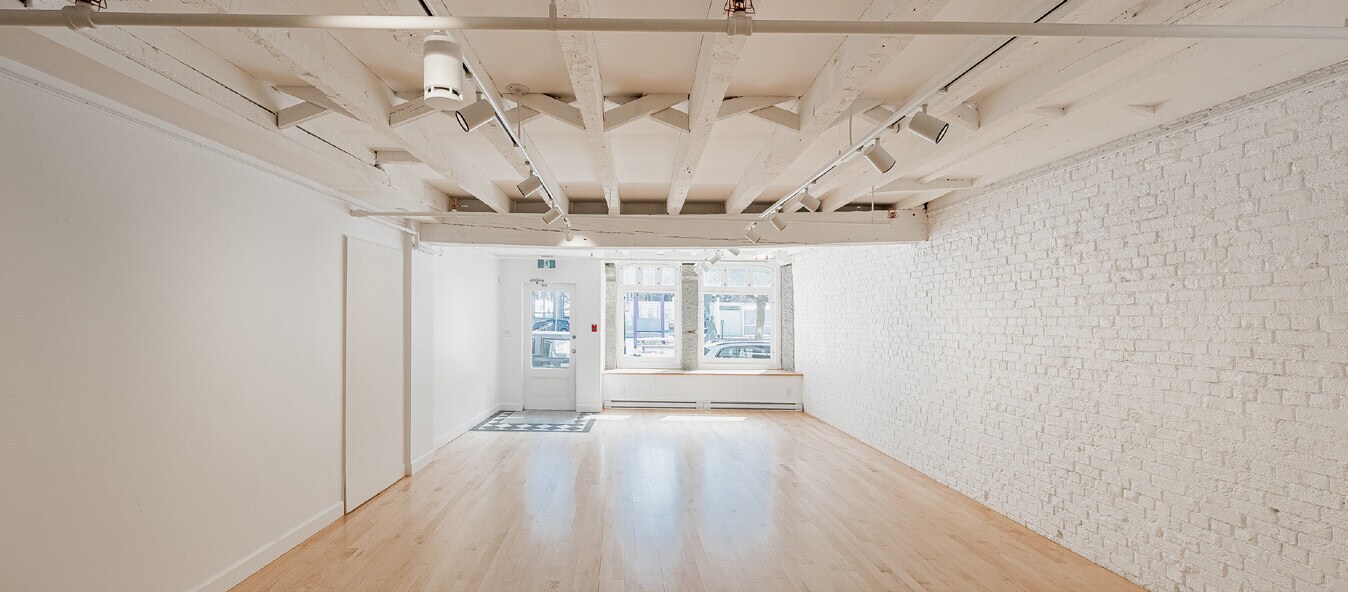 364 Rue Saint-Paul O, Montréal, QC H2Y 2B7 - Unit 364 -  - Interior Photo - Image 1 of 6