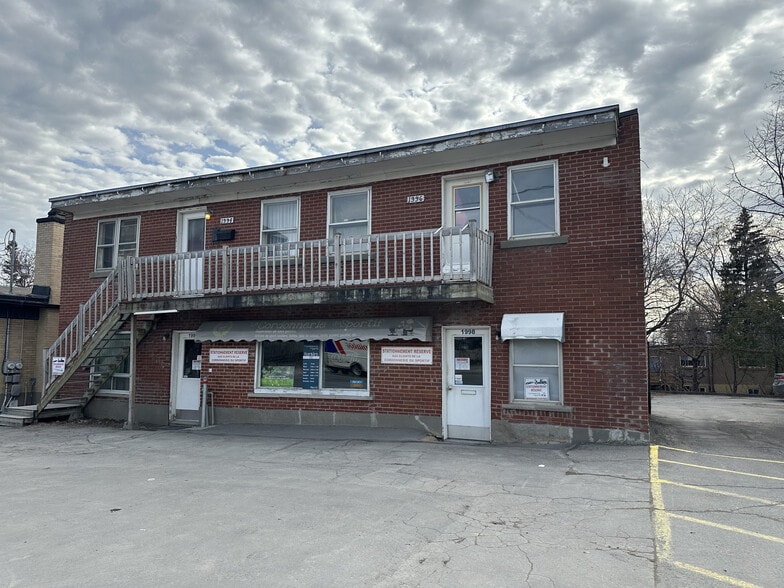 1998 Boul Des Laurentides, Laval, QC à vendre - Photo principale - Image 1 de 2