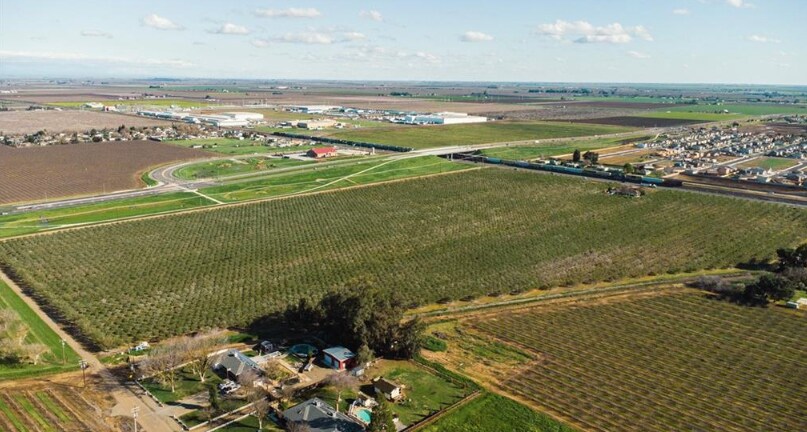 3370 CA-140, Merced, CA à vendre - Aérien - Image 3 de 4