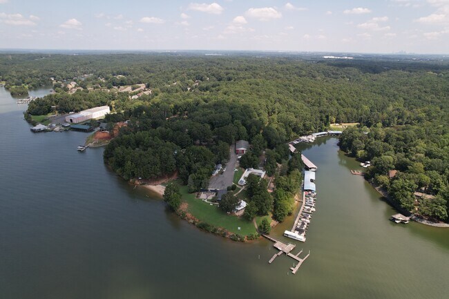 More details for 14629 Rainbarrel Road, Charlotte, NC - Hospitality for Sale