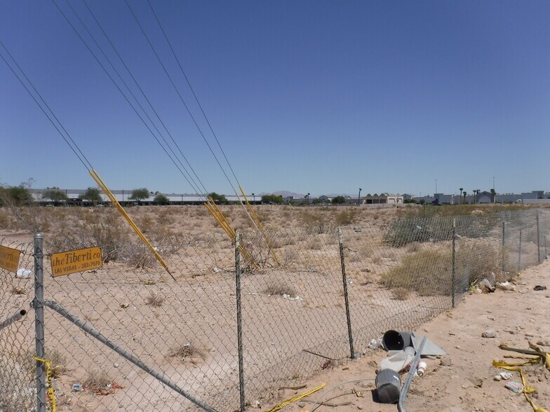 0 Polaris Ave, Las Vegas, NV à vendre - Photo du bâtiment - Image 2 de 14