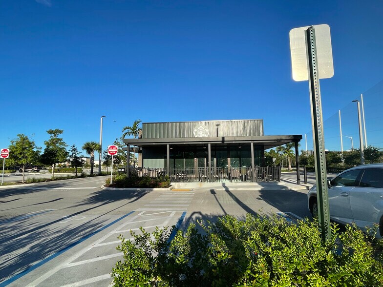 1780 NW 117th Pl, Miami, FL à vendre - Photo du bâtiment - Image 2 de 5