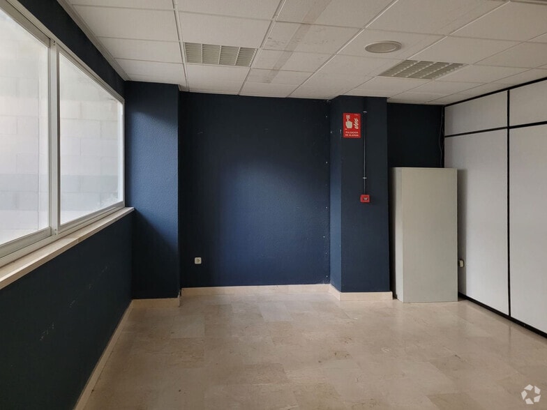 Calle Cerrajeros, 5, Villaviciosa de Odón, Madrid for lease - Building Photo - Image 3 of 15