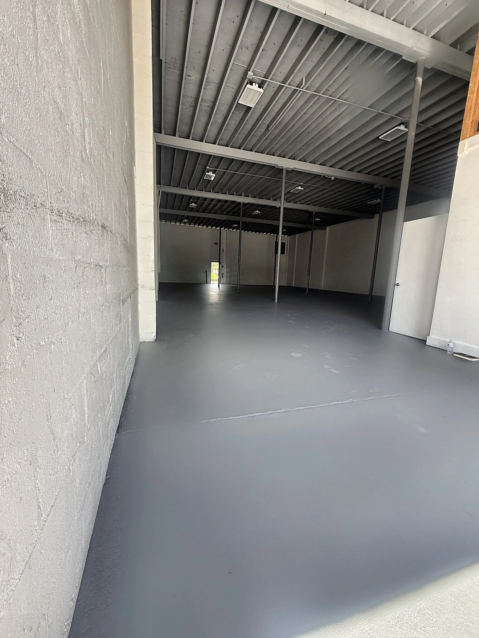 1110 Sligh Blvd, Orlando, FL for lease Interior Photo- Image 1 of 8