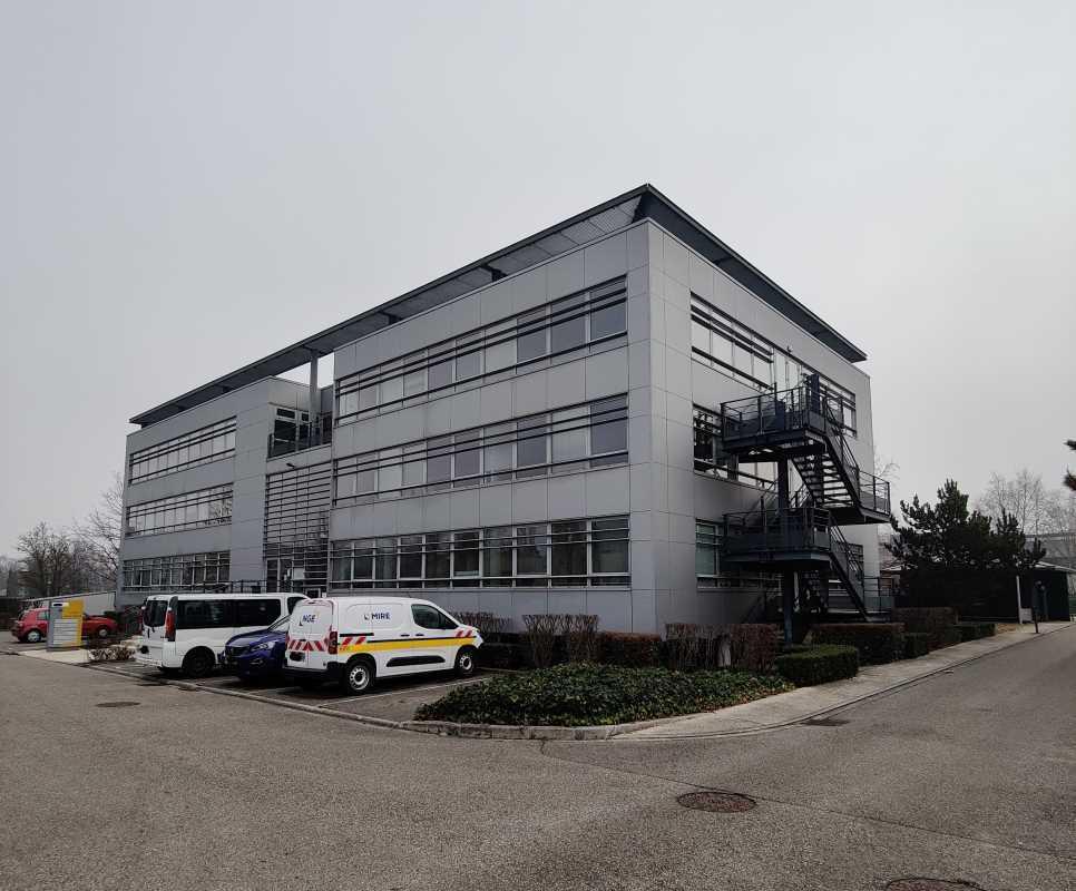 Office in Saint-Priest for lease Building Photo- Image 1 of 12