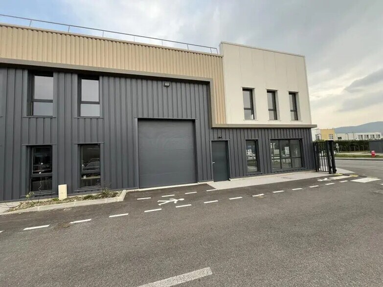 150 Bis Rue Ampère, Genay for lease - Building Photo - Image 3 of 21