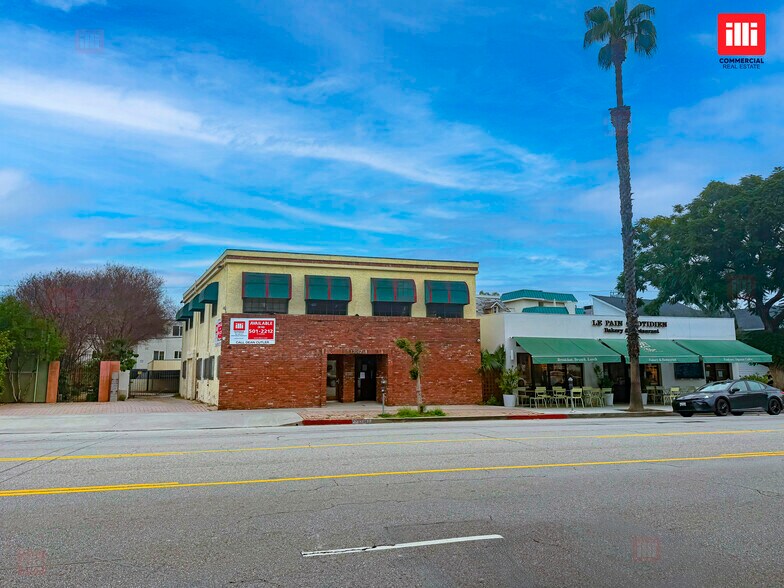 13047 Ventura Blvd, Studio City, CA à vendre - Photo du bâtiment - Image 3 de 4