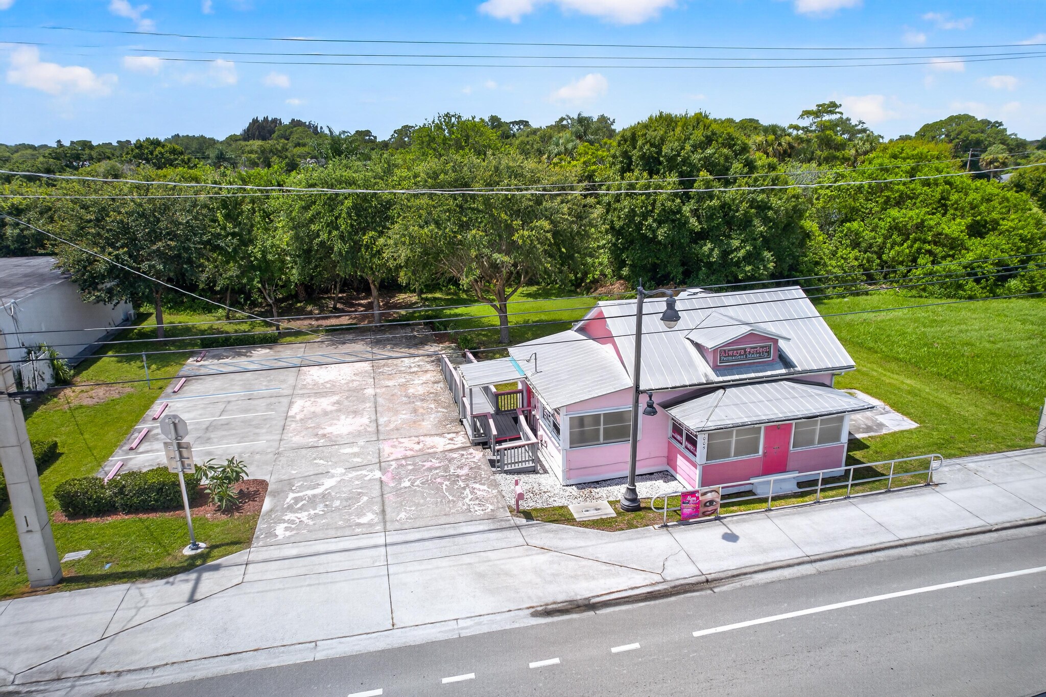 1005 W Midway Rd, Fort Pierce, FL for lease Building Photo- Image 1 of 21