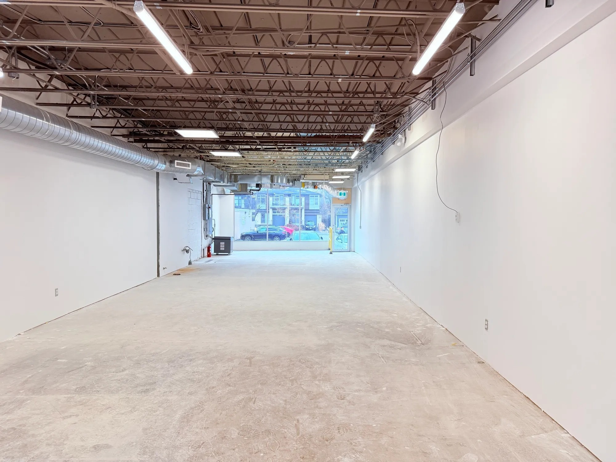 369-373 Richmond Rd, Ottawa, ON for lease Interior Photo- Image 1 of 3