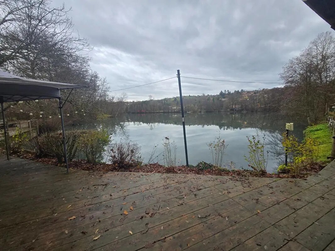 Local d'activités dans Villefranche-sur-Saône à vendre Photo du bâtiment- Image 1 de 5