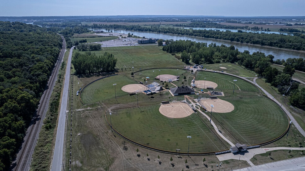 1509 W Broadway St, St Joseph, MO à vendre - Photo du bâtiment - Image 2 de 9