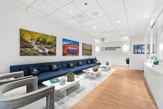 6801 Park Terrace Dr, Los Angeles, CA à louer Photo intérieure- Image 2 de 12