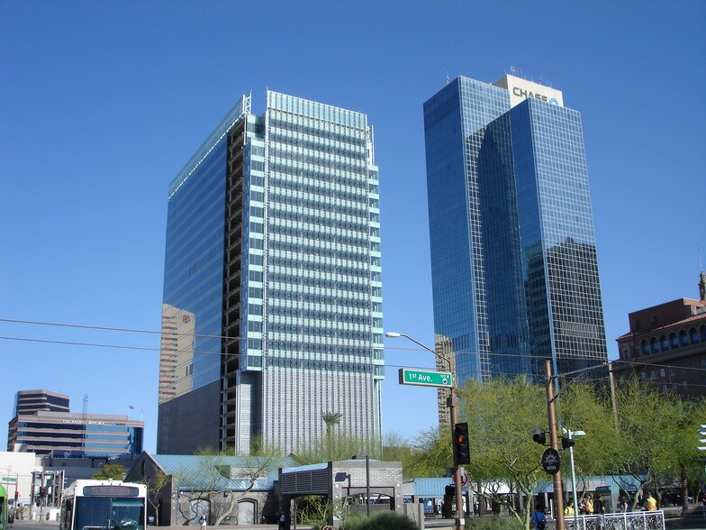 333 N Central Ave, Phoenix, AZ à louer - Photo du bâtiment - Image 2 de 30