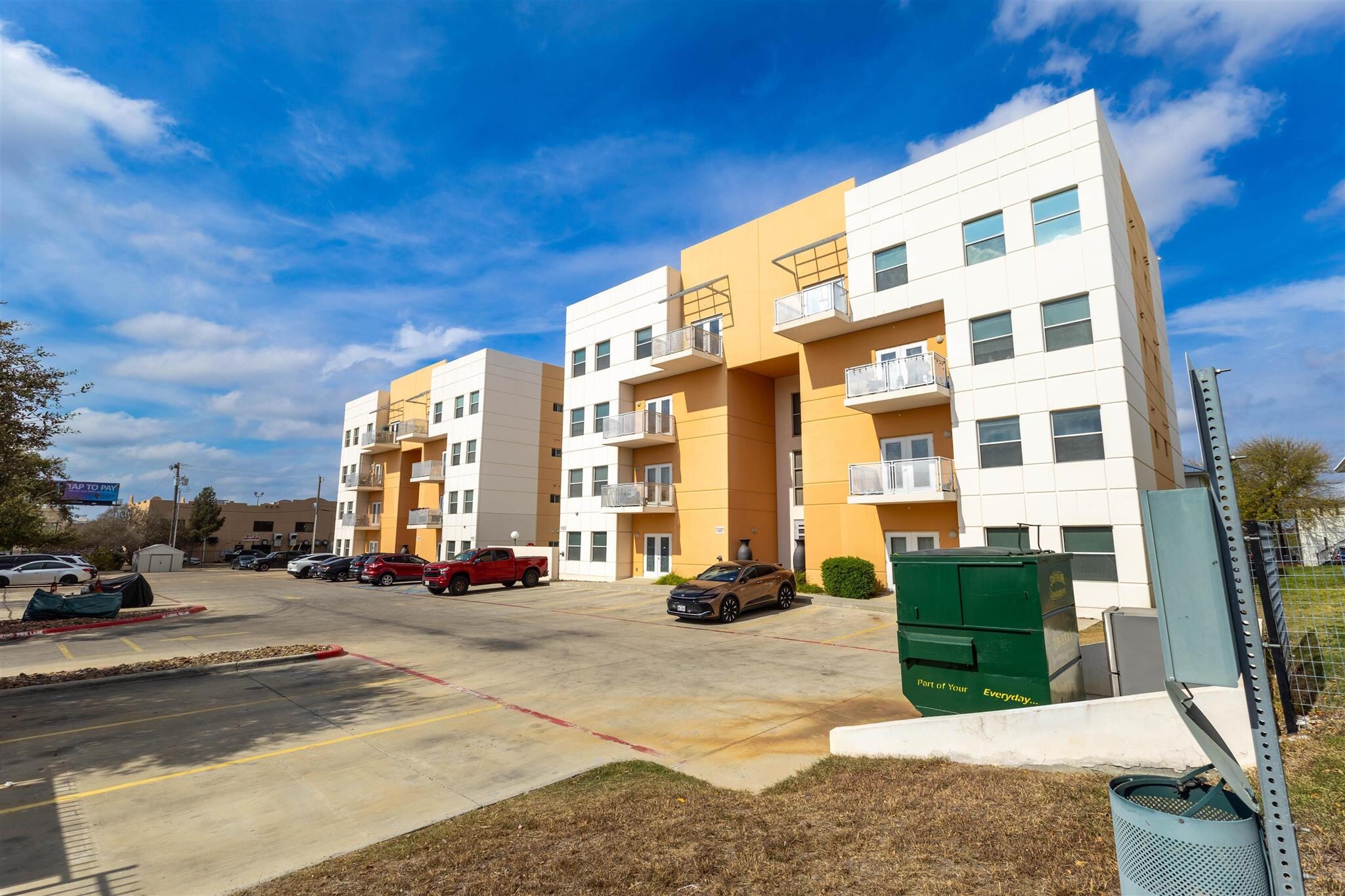 502 Shiloh Dr, Laredo, TX à vendre Photo du bâtiment- Image 1 de 36