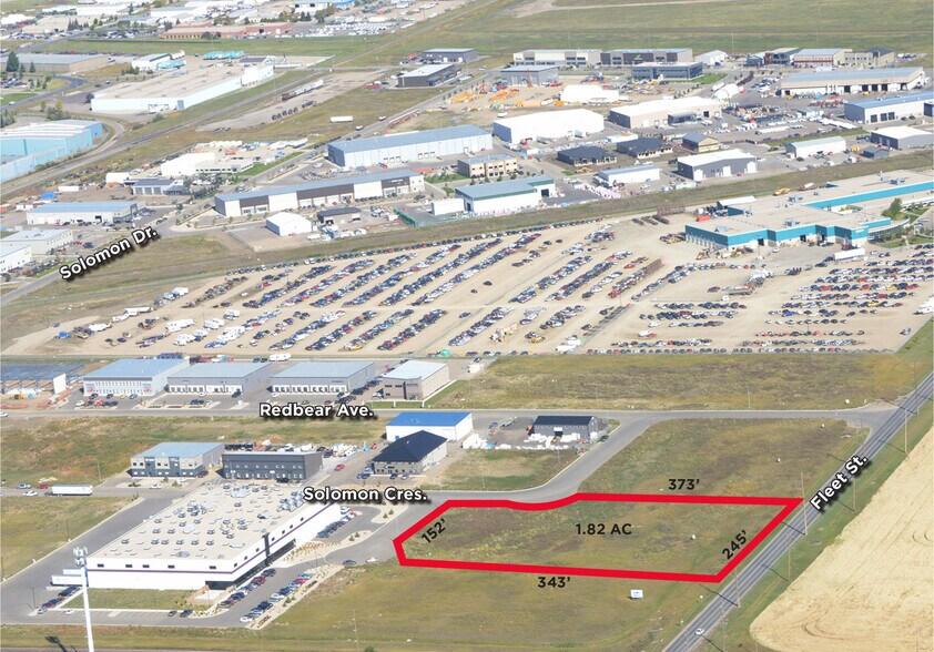 754 Stanley Dethridge Bay, Regina, SK à vendre - Photo du bâtiment - Image 1 de 3