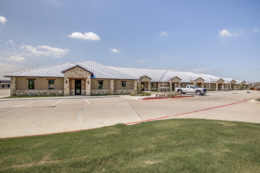 255 W Lebanon, Frisco, TX for lease - Building Photo - Image 3 of 6