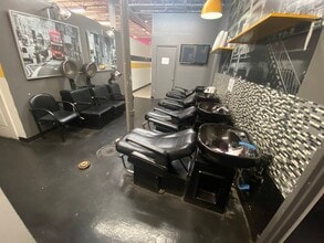 1735 Defoor Pl Nw, Atlanta, GA for lease Interior Photo- Image 2 of 6