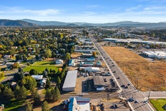 80 E Wilbur Ave, Coeur d'Alene, ID à louer Photo intérieure- Image 2 de 6