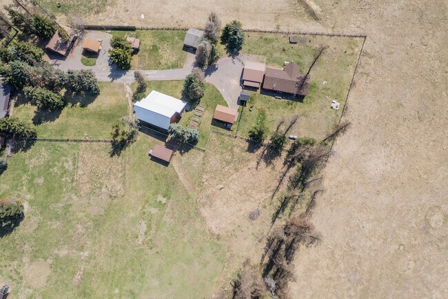 More details for 4395 US Highway 93 W, Whitefish, MT - Multifamily for Sale