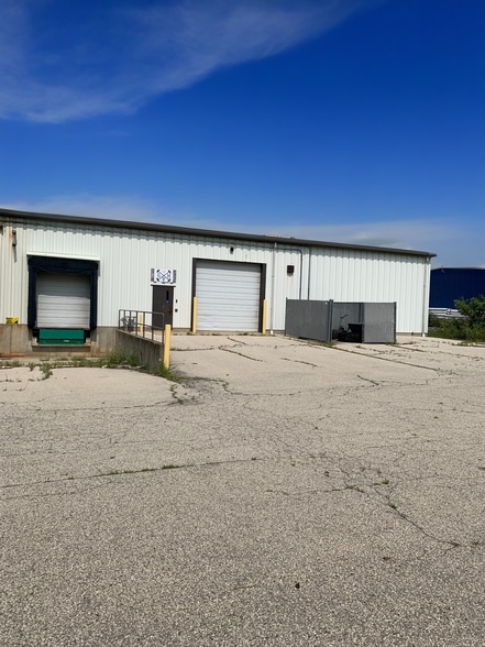 3001 Ramada Way, Green Bay, WI for lease - Building Photo - Image 2 of 3