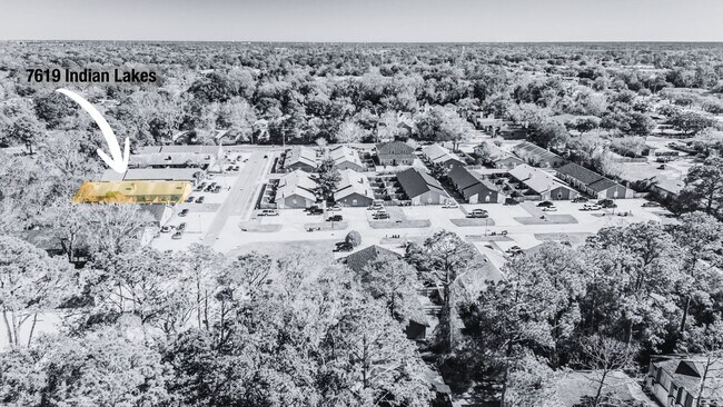 Plus de détails pour 7619 Indian Lakes Dr, Jacksonville, FL - Multi-résidentiel à vendre