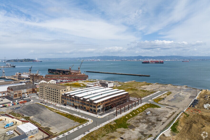 Pier 70, San Francisco, CA à louer - Aérien - Image 2 de 7