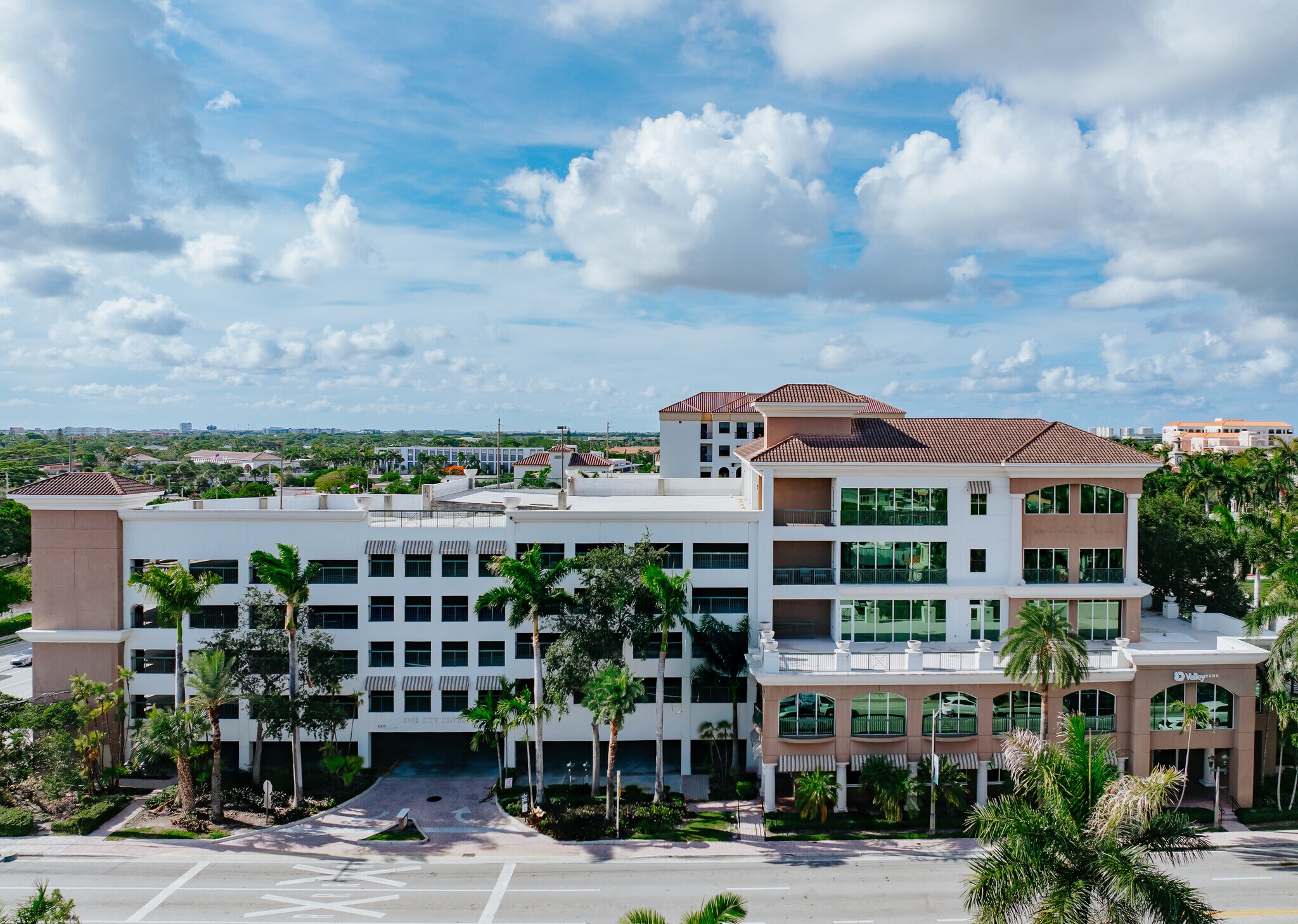 1 N Federal Hwy, Boca Raton, FL for lease Primary Photo- Image 1 of 16