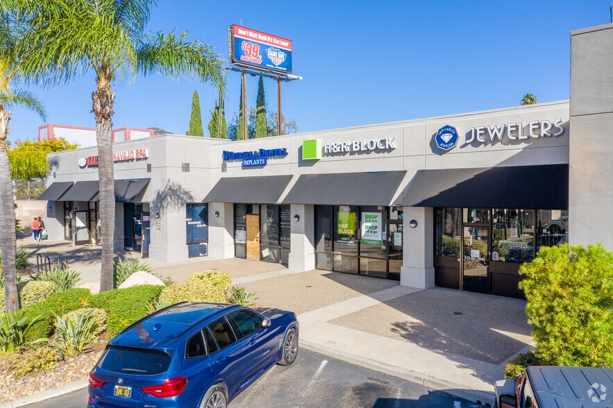 8736 Lake Murray Blvd, San Diego, CA à louer - Photo du bâtiment - Image 3 de 4